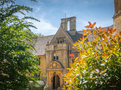 Foxhill Manor