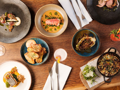 Henry's Seafood Bar & Grill