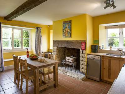 Lower Wiggold Cottage